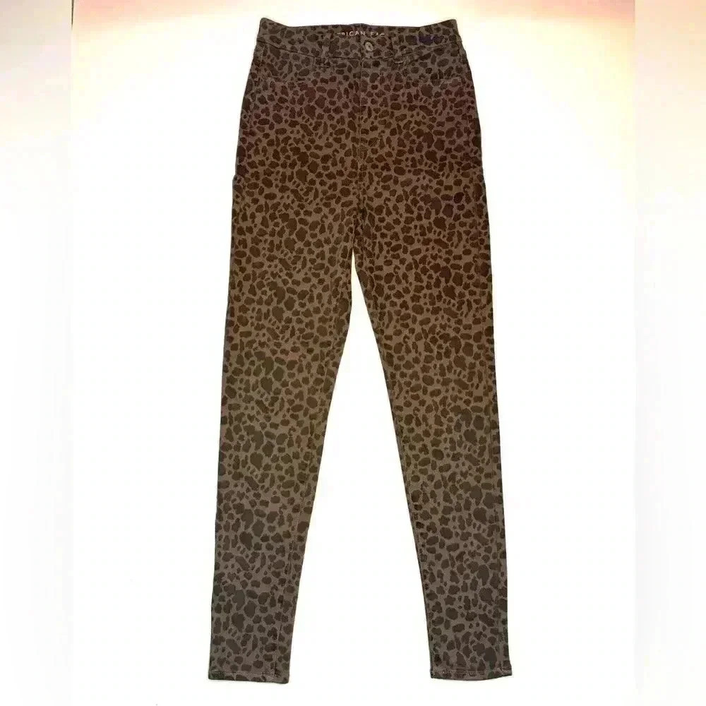 American Eagle Women’s Curvy Super Hi-Rise Jegging Size- 4 Regular